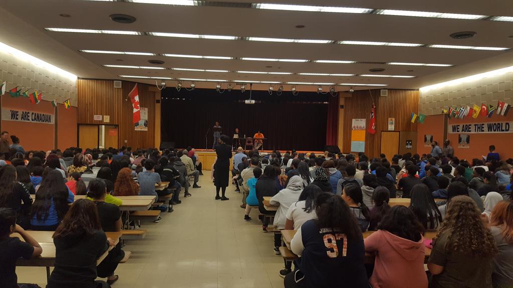 MsDualeh's tweet photo. Our Voice. Our Vote! Elia students participating in student vote and awareness of the issues in the upcoming election @mckiehutch @NikkiSilvera_ #votingmakesadifference https://t.co/Vzn8y1iq4W