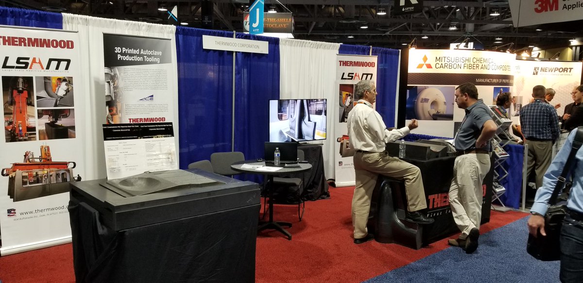 thermwood's tweet photo. #Thermwood dealer Dave White speaks with attendees about #LSAM during Day One of #SAMPE2018 in #LongBeach CA. #3Dprinting #additive #additivemanufacturing #3Dprint #cnc #cncrouter https://t.co/i6waQePzGA