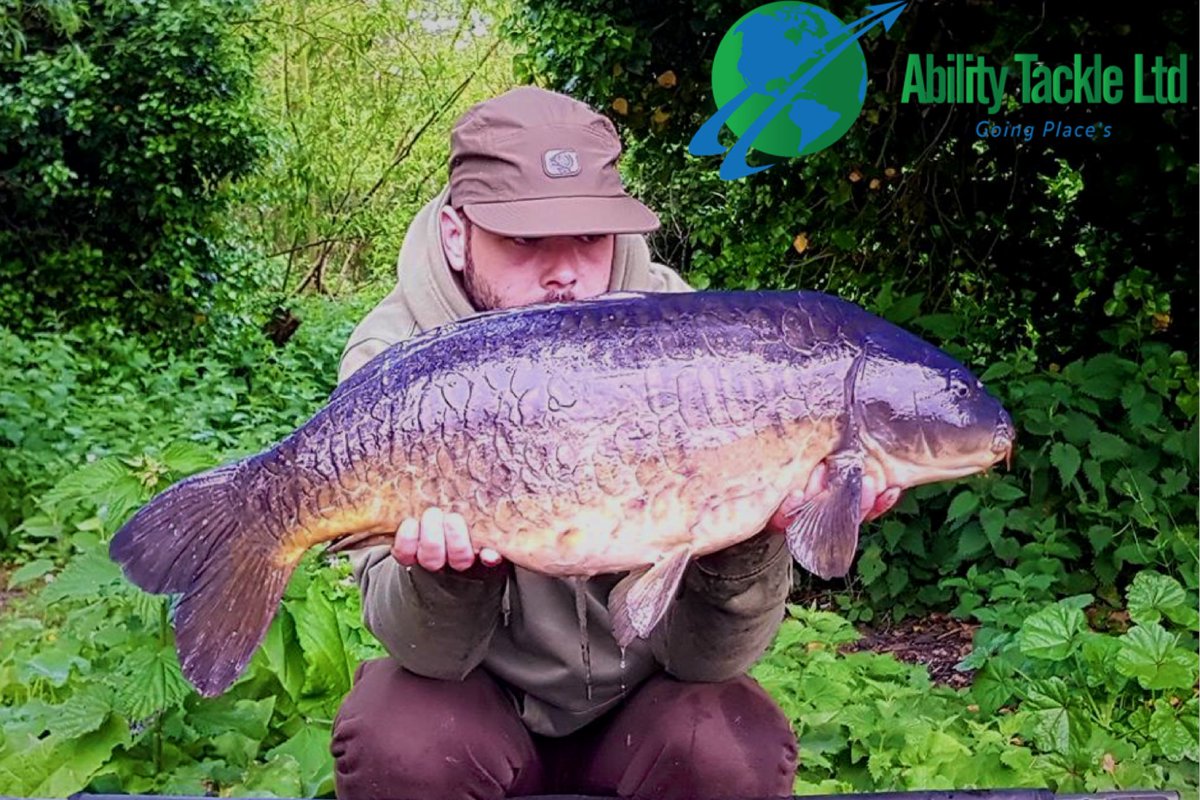 AbilityTackle's tweet photo. CATCH REPORT 
Team member Arron Bell 
With a stunning 24kb old mirror caught on a Ability Tackle size 4 curve. 
#abilitytackle #carp #CarpFishing #carpfishinguk 
#abilitycurve https://t.co/8EesdTv4CF