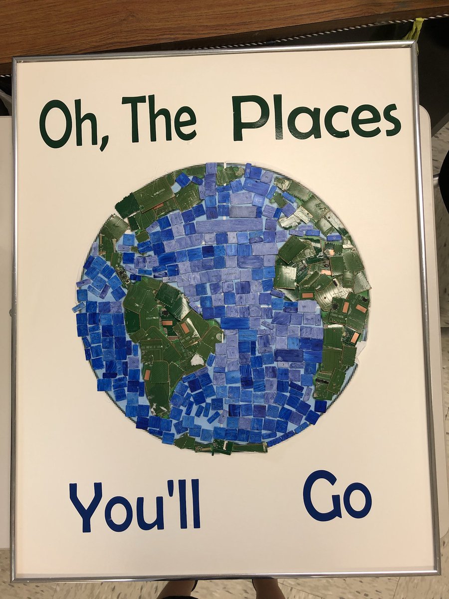 sarahjason3's tweet photo. Students recycled Chromebook parts to create this amazing piece of art! #thinkoutsidethebox https://t.co/PIpwMJLw84