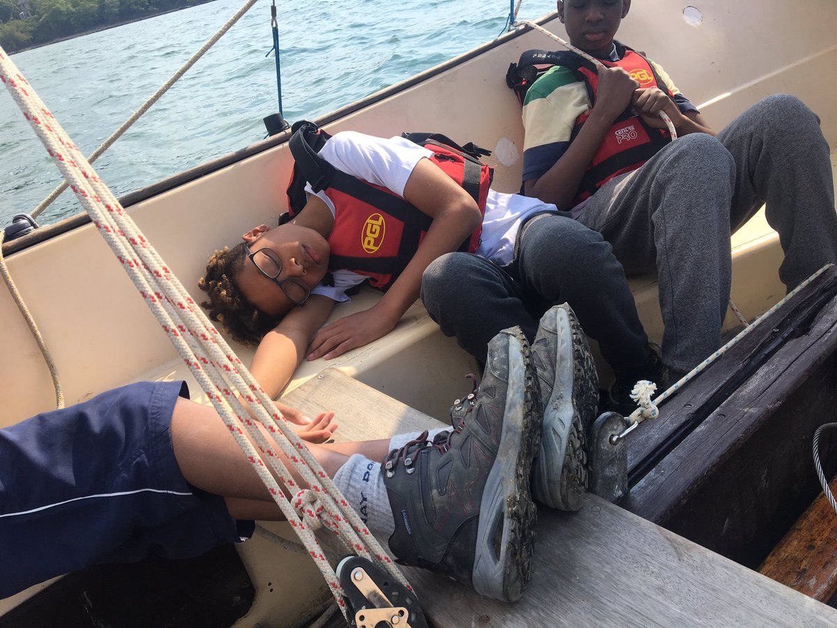 StAndrewsSW9's tweet photo. Sailing today in the sunshine for year 6☀️...the hard work got the better of some of us though! #PGL2018 #sailinginthesun https://t.co/9U0md94zou