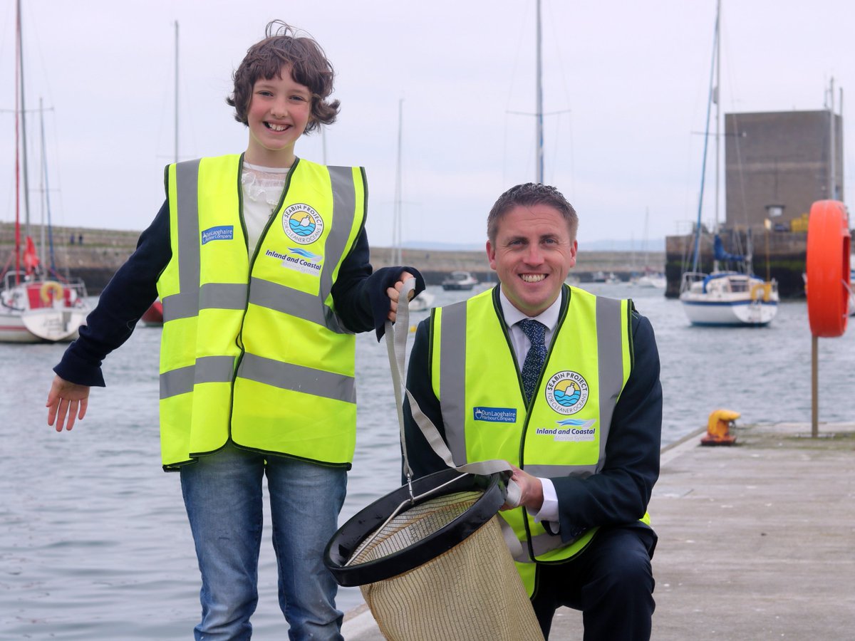 CormacDevlin's tweet image. Well done to Flossie Donnelly who raised enough funds to install Ireland's first #seabin at Dún Laoghaire Harbour. It's an amazing achievement!  Another step on the road to making our oceans #plasticfree 🌍🍥🐟