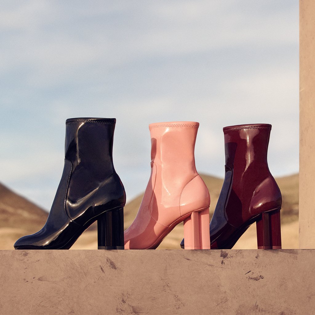 Louis Vuitton on X: Spirit of Travel: #LouisVuitton presents the  Silhouette Ankle Boot. More at    / X