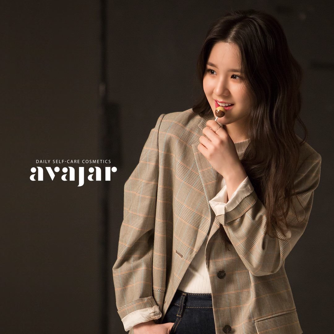 heejin_pics's tweet photo. avajar facebook update
#이달의소녀 #희진 #LOONA https://t.co/SattQ1PDeq