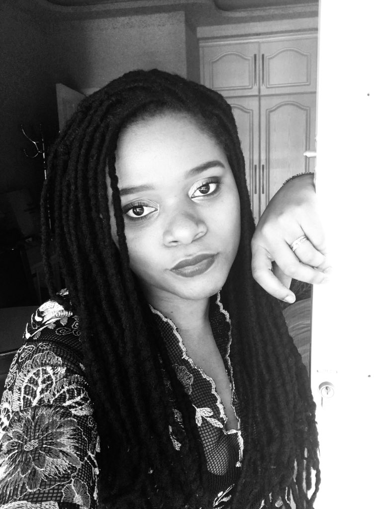 Sthandwa_Nzuza's tweet photo. #DreadLocks #AfricanMama✊🏽 https://t.co/LMXLxr9aCT