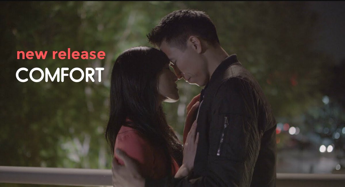 WatchFearless's tweet photo. Critics are raving about COMFORT.

@theinquisitr calls it “the best romance story you haven’t seen.”

@PamelaPowell9 raves about its “scrumptiously delicious cinematography” and “a delectable story about love, life, and relationships.”

https://t.co/N1nDt6odpd https://t.co/oDOFlyeSoB