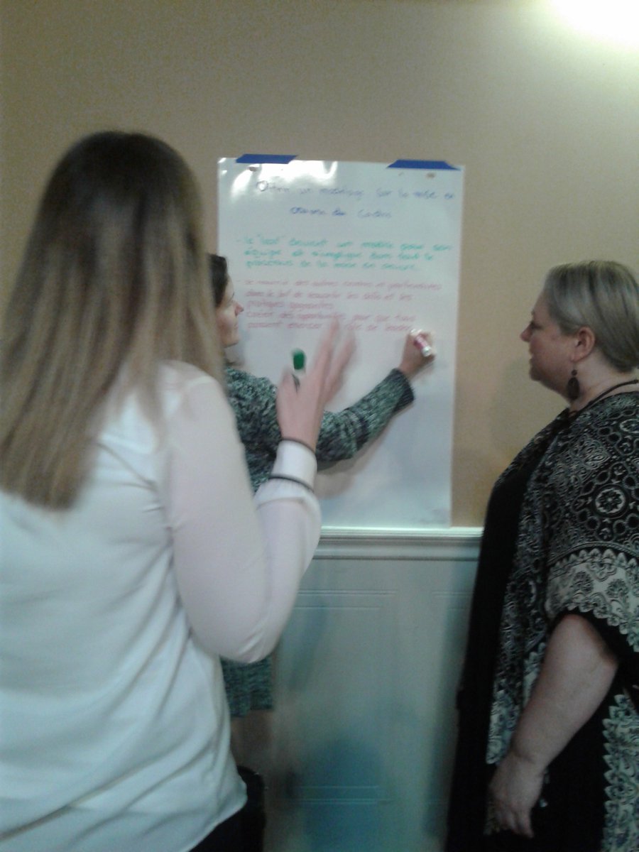 Session de travail sur le cadre éducatif. Beaucoup de partages et de profonde réflexion #cepeo
