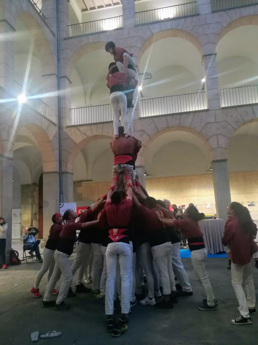maar2018's tweet photo. Catalan cultural heritage: we are proud of our #castellers @XerricsOlot #7IMC #maarconference #Olot #Garrotxa https://t.co/8yMZRCEPya