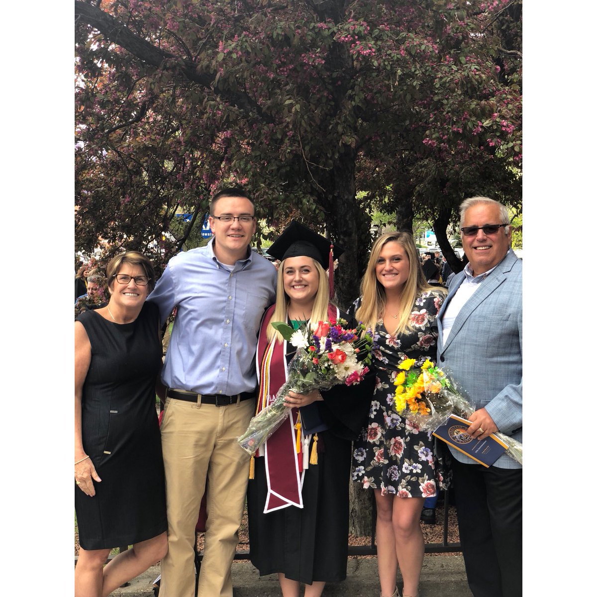 obolton_'s tweet photo. Thank you, @MarquetteU 

Thank you for the experiences, the growth I endured, and all the relationships (friendship + professional) I established these four years. 

Marquette + Milwaukee will always have a special place in my heart 💙💛 https://t.co/7a0prmVsjQ