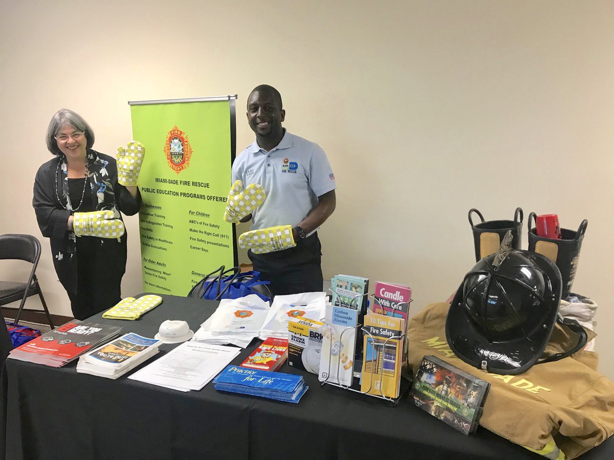 MiamiDadeFire's tweet image. Thank you to @DLCAVA for stopping by the #MDFR Community Affairs booth during the @CutlerBayTown’s Active Adult Resource Fair as we educate our community on fire safety. #MDFRInTheCommunity