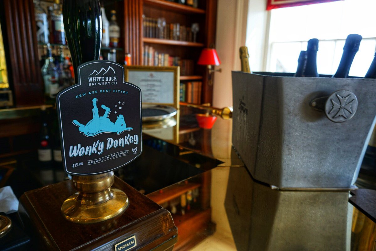 Wonky Donkey on pump <a href="/OGH_Guernsey/">OGHGuernsey</a> thanks for playing host to our product shoot today! Lots more images coming up soon #beer #ale #wonkydonkey #bitter #bestbitter #pourmeapint