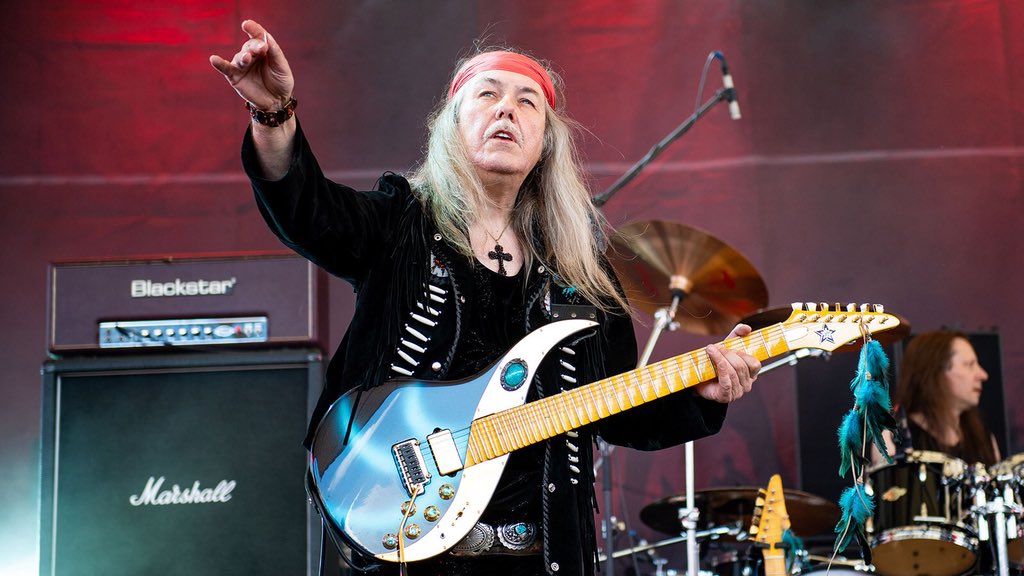 AtelierRococo's tweet photo. Is this "#MightyWing replica"
#SkyGuitar that you told me before?
I think Pickup(→MegaWing III System),Tremolo Bridge(→Floating tremolo),Machine Heads(→Tronical Tuning) and Volume /Tone knobs changed from original MightyWing🎸
Cool!😍@UliJonRoth1
Pic📸→https://t.co/D3TI73LrF2 https://t.co/OMq1IxRg4p