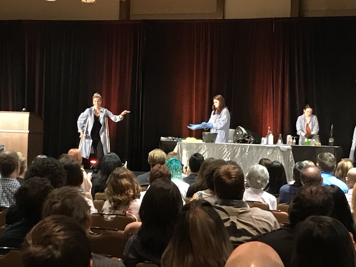 AACTconnect's tweet image. Kate Biberdorf kicks off #UTEACHConf as the opening plenary speaker and talks “Fun with Chemistry: Inside (and outside) the Classroom