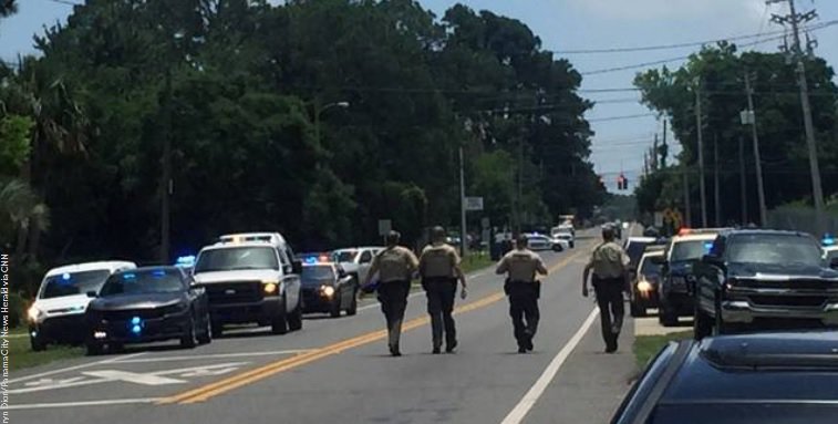 Suspect barricaded Panama City apartment following an earlier shooting bit.ly/2IBlKBj?utm_so… https://t.co/trfOqFCRM1