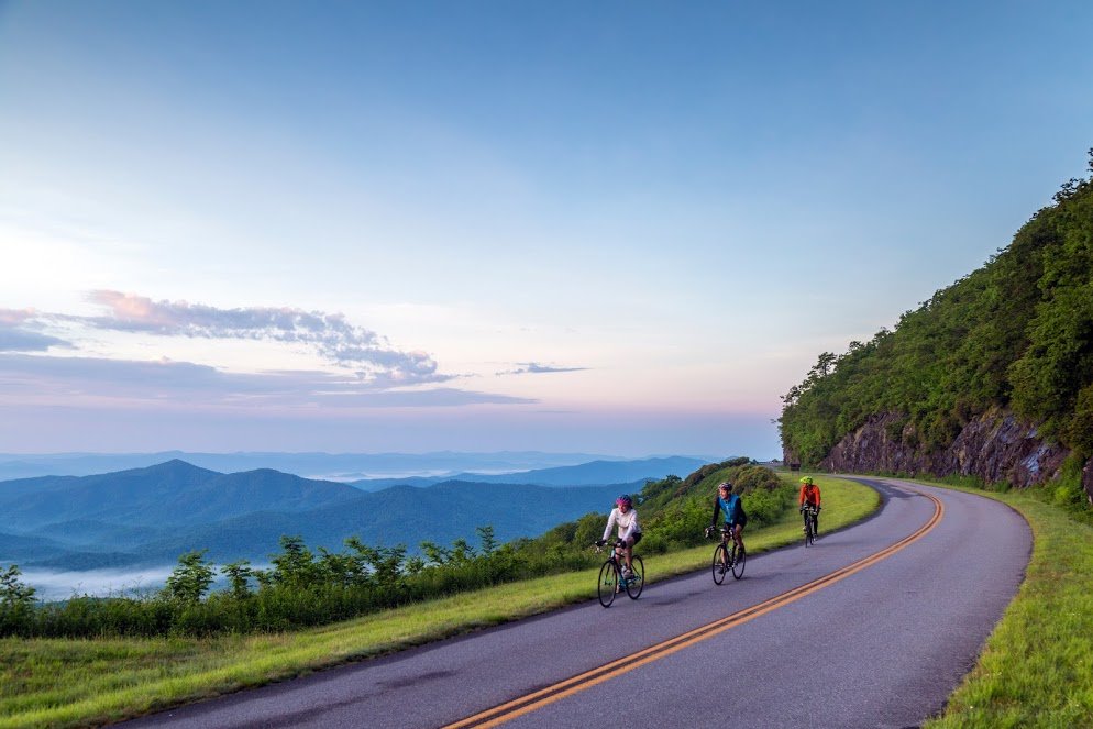 spokesfit's tweet photo. Head Coach @pavbryan's Route 66 World Record Ride is fast approaching...
He tackled the @HauteRoute_NA Asheville event last weekend, checkout how he did here: https://t.co/PWCZNJuA1C
Photo credit (& big thanks to our hosts!): @VisitAsheville https://t.co/K6T5F3l5OQ