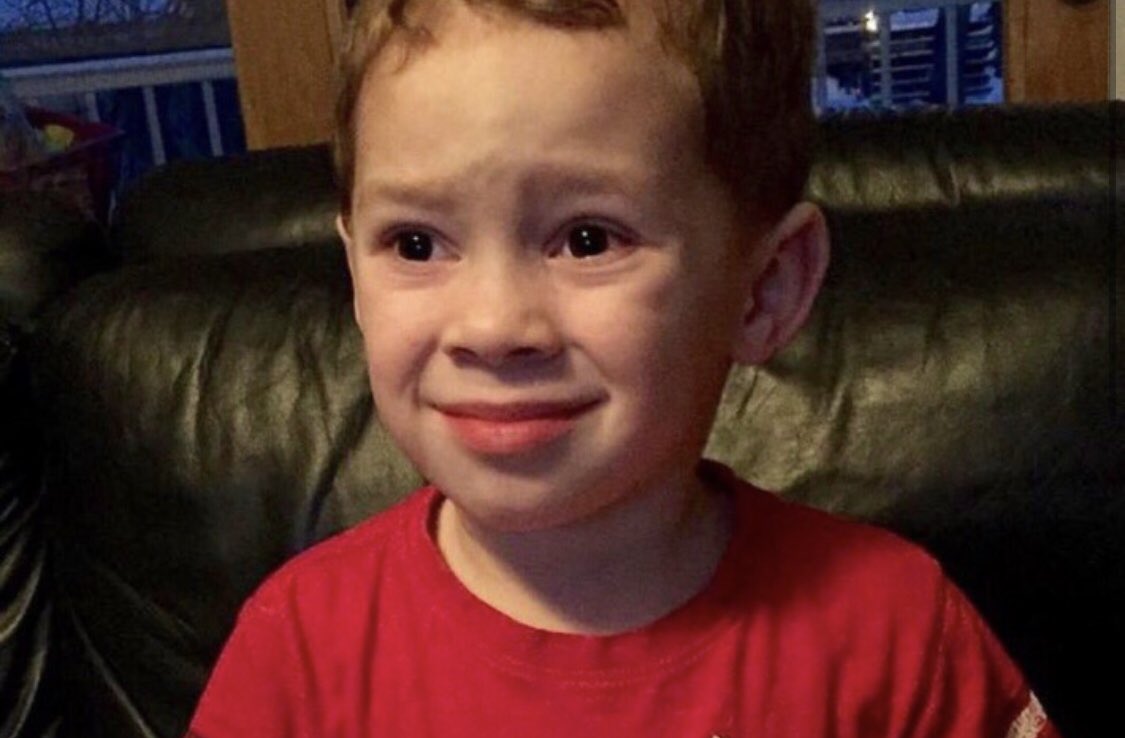 pwesttt's tweet photo. when the sophomores complain about jtod,,,but they’re gonna be doing the exact same thing next year??? https://t.co/MQt9k5FKaY