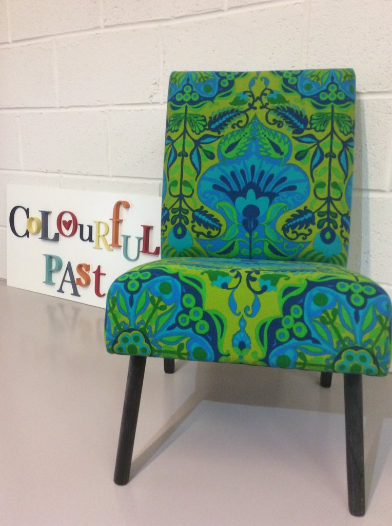 colourfulpast's tweet photo. #UpcycledHour this was heading for the skips (why oh why) before I rescued it. One of my favourite vintage fabrics...'Marrakesh' by Jonelle #Every2ndCounts https://t.co/Ar8mKRnvts