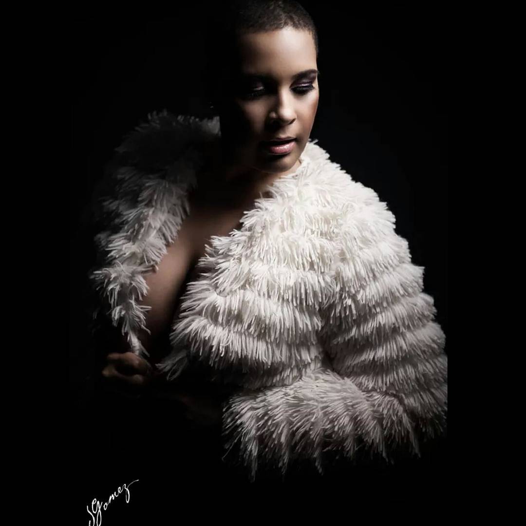 themindofamodel's tweet photo. #ThrowbackTuesday by #Photographer @jgomezfineart I love how he plays with #shadows to find hidden treasure.
#LaToniaRobinson #PlusModel #photooftheday #plussizebeauty #bigmodel #modeling #art #naturalbeauty #naturalhair #beauty #beautiful #sexy #themindofamodel https://t.co/rKaVPfCWFs
