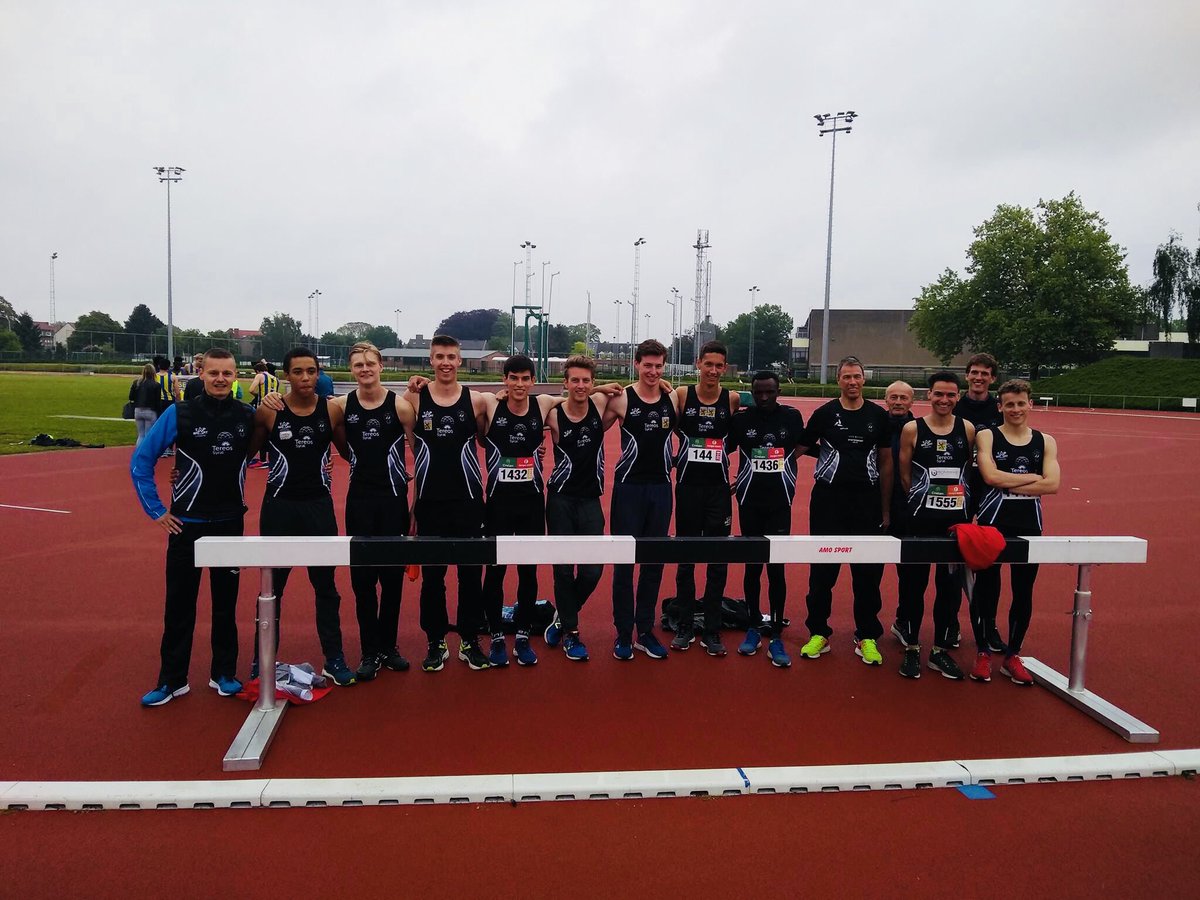 Nice week with the promotion of our club to the highest level and a flemish title for me! Now back to the road again 😄 #Motivation #BackToWork #DistanceRunner #LifeOnTheRun