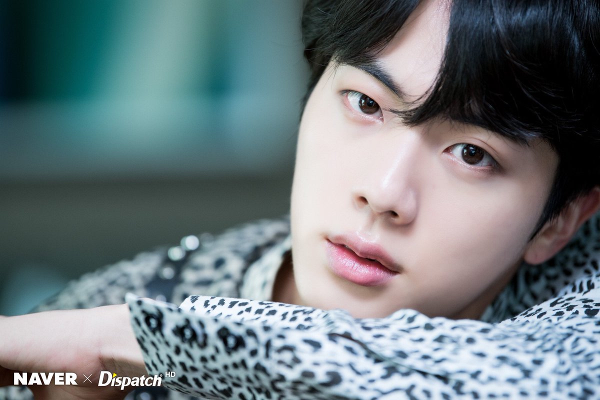 SeokJin_MX's tweet photo. | FOTOS | #방탄소년단 #JIN #Seokjin @BTS_twt
Jin x Dispatch 💕
NO SEOKJIN, TE LO PROHIBO 😭💕
DIOS MIO SE VE TAN IRREAL 😭😭😭😭
Seokjin México | #Aljoon🖤 https://t.co/DIdKbckZyW