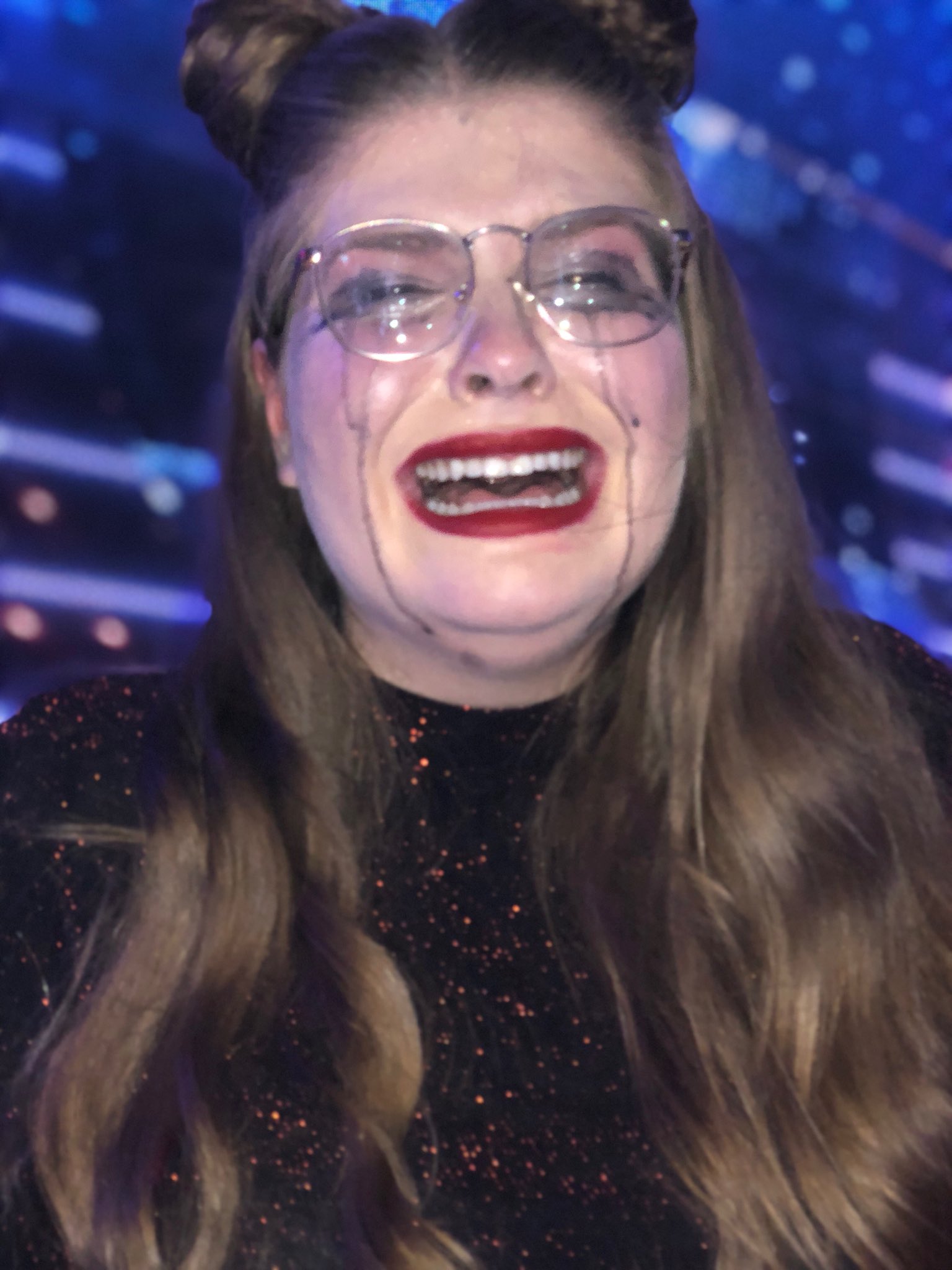 catie turner on Twitter: "this picture of me sobbing at the finale