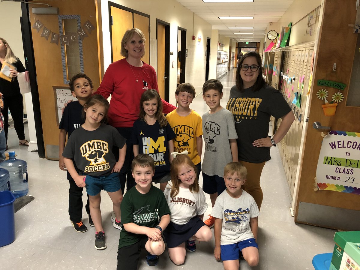These first graders are already excited for college.  Move over seniors the first graders are coming! <a href="/Hillcrest_BCPS/">Hillcrest Elementary</a> <a href="/CHSBeDoCreate/">CHSComets</a> <a href="/quinnbcps/">Bridget Quinn</a>