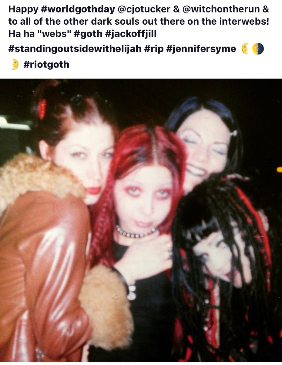 Jessicka's tweet photo. So very goth! #WorldGothNight https://t.co/wfYmA0ndrL