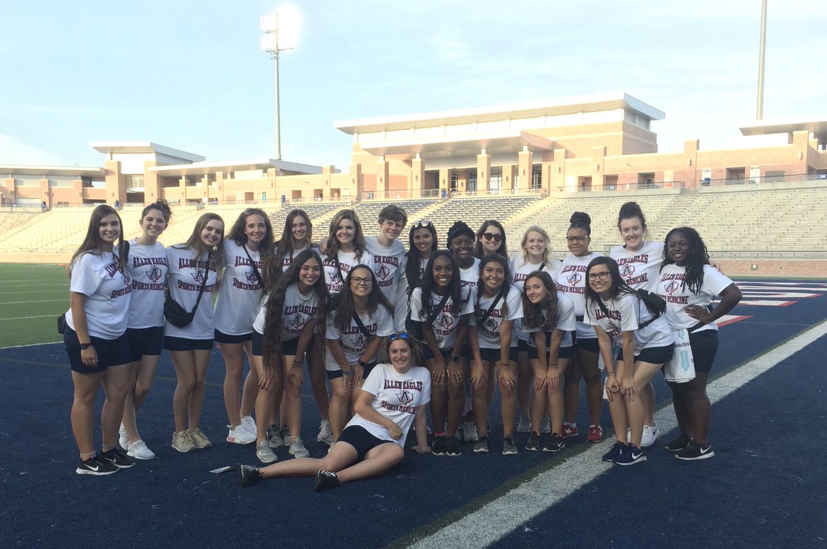 AHS_SportsMed's tweet photo. Annnnnd weโre done!! ๐ฆ
๐๐๐ฆ
#SpringGame2018 #AT4ALL https://t.co/KZMvRucMzt