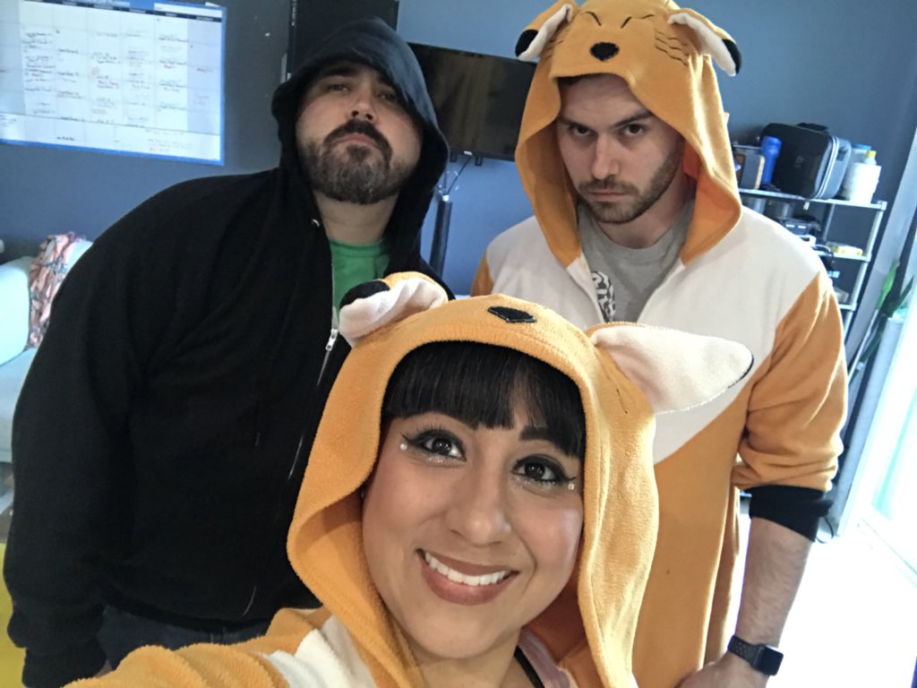 JanelSantaCruz's tweet photo. TEAM SHIBA BAYBAY!! Watch #TriviaHops LIVE on @Hyper_RPG happening at 6 PM hosted by @jurassicalien. @AndyRavage might have to drink barf soda hahahah
https://t.co/VZAn0mZFl3 https://t.co/aIqcWcXyof