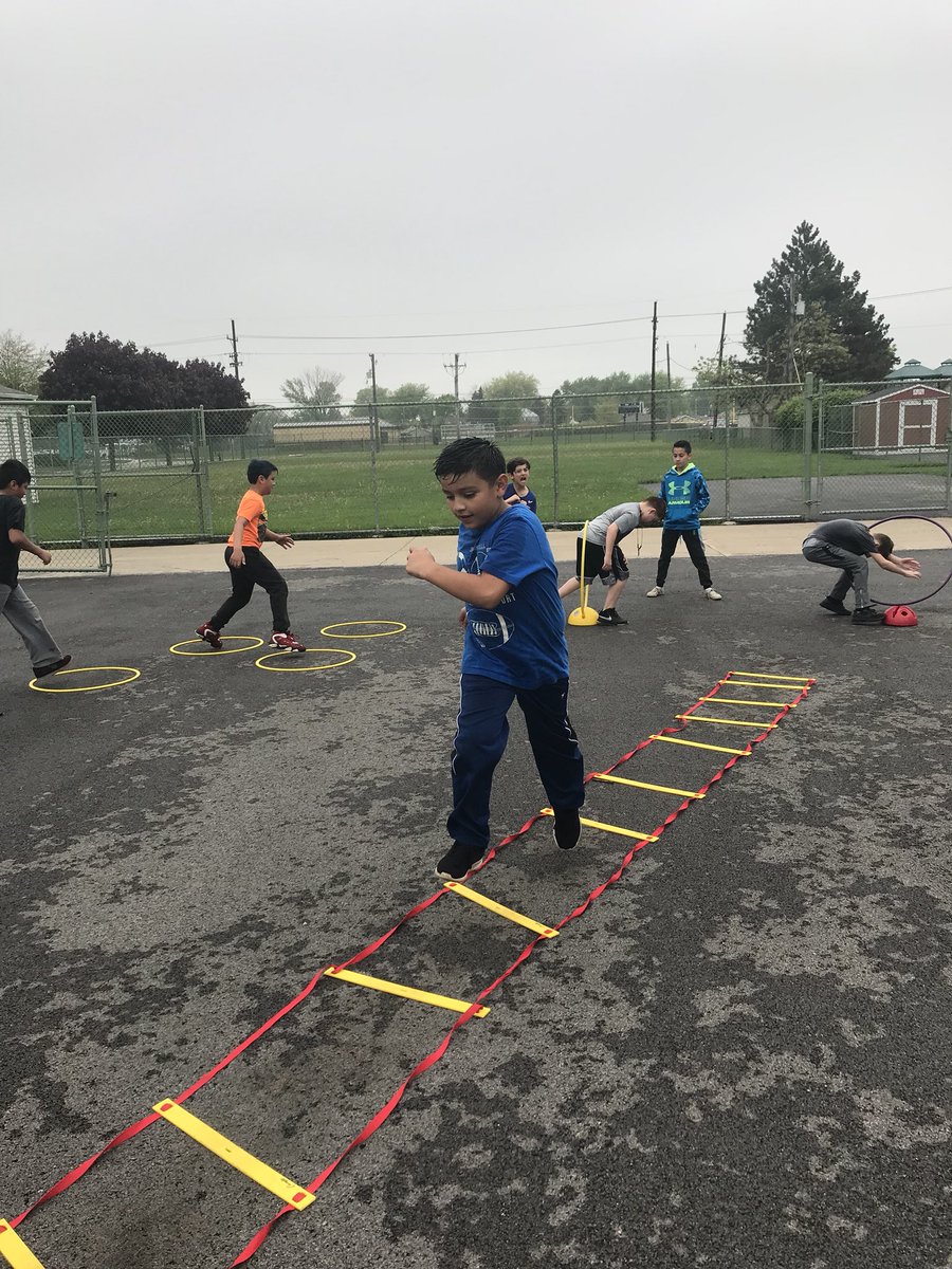 MrsAirdo's tweet photo. Yay!  The rain stopped, and we had so much fun at Field Day!  Thank you Mr. Jeske for all your hard work and planning. #d84ontrack @D84North @MrJeskePE https://t.co/4BeDEIG2Q3