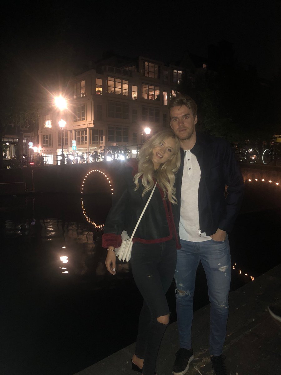 cmcdavid97's tweet photo. Enjoying Amsterdam! What a cool city. Where should we head next? #Eurotrip https://t.co/Ojq0Zpo4yp