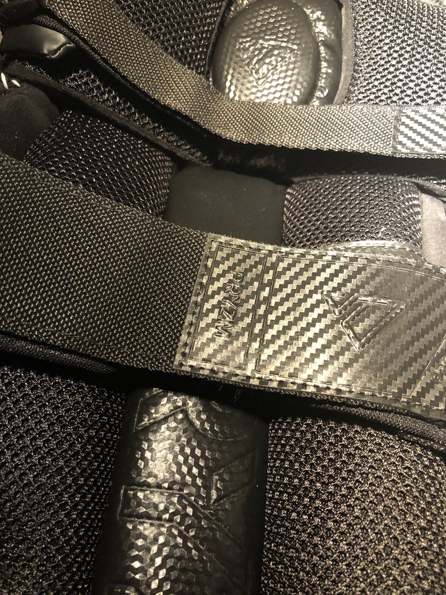 pryzmcricket's tweet photo. Exclusive Blackout Pads (Mens RH) coming soon. #exclusive #onepaironly https://t.co/DmhhVJDBPD
