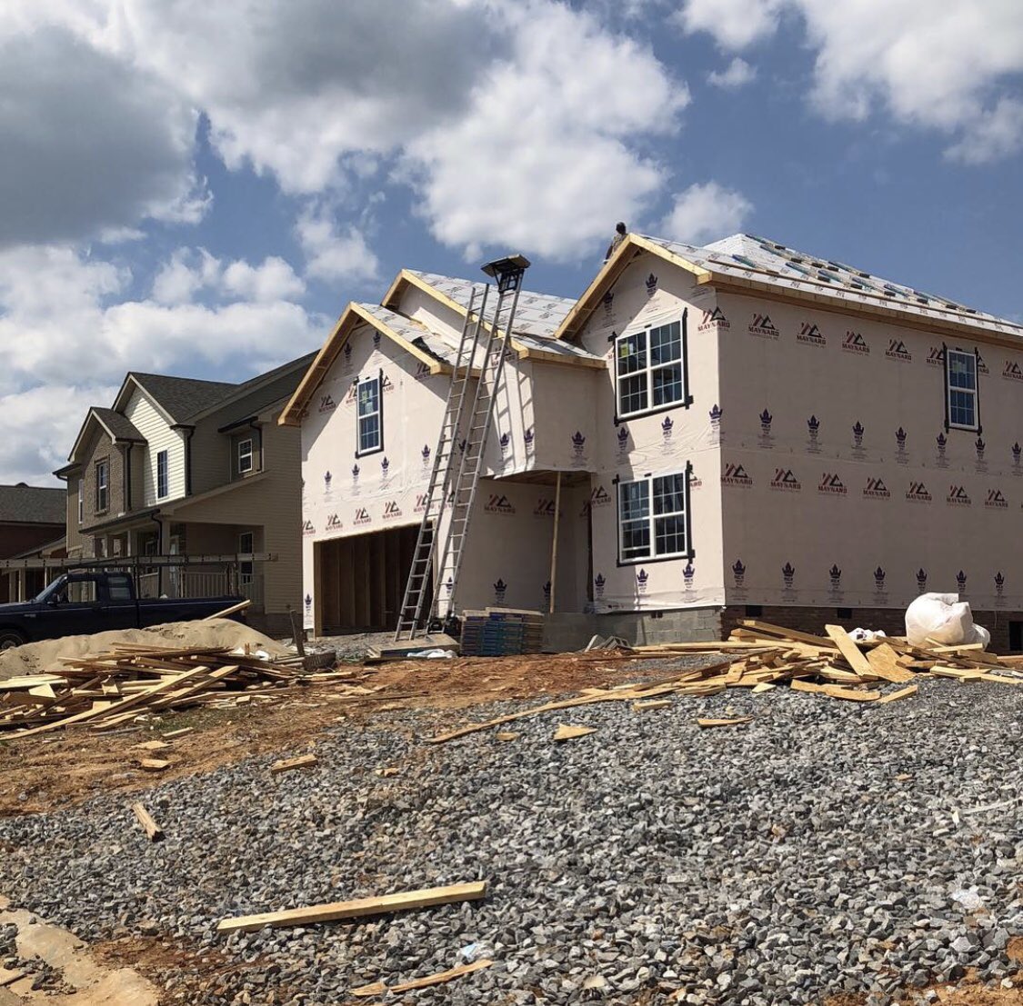 wbtherealtor's tweet photo. Helloooooooo new house on the block! 🏘 i love new construction 🚧 #realtor #ringgoldestates #newconstruction #realestate #reliantrealtyerapowered #thesimmonsteam 📲 931-249-6510 https://t.co/TbB4D2OywU