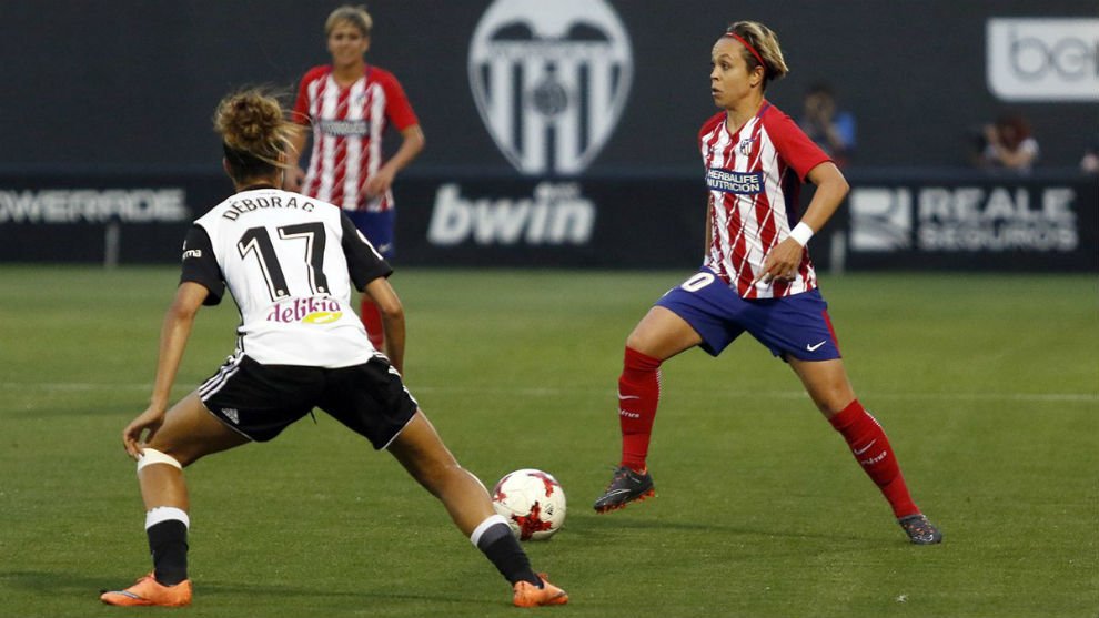 David Menayo (@david_menayo) on Twitter photo 2018-05-22 21:04:10 CRÓNICA 📝🎥| El @AtletiFemenino se convierte en el primer semifinalista de la #CopaDeLaReina tras ganar también al @VCF_Femenino a domicilio goo.gl/Y4Q7eD CRÓNICA 📝🎥| El @AtletiFemenino se convierte en el primer semifinalista de la #CopaDeLaReina tras ganar también al @VCF_Femenino a domicilio goo.gl/Y4Q7eD