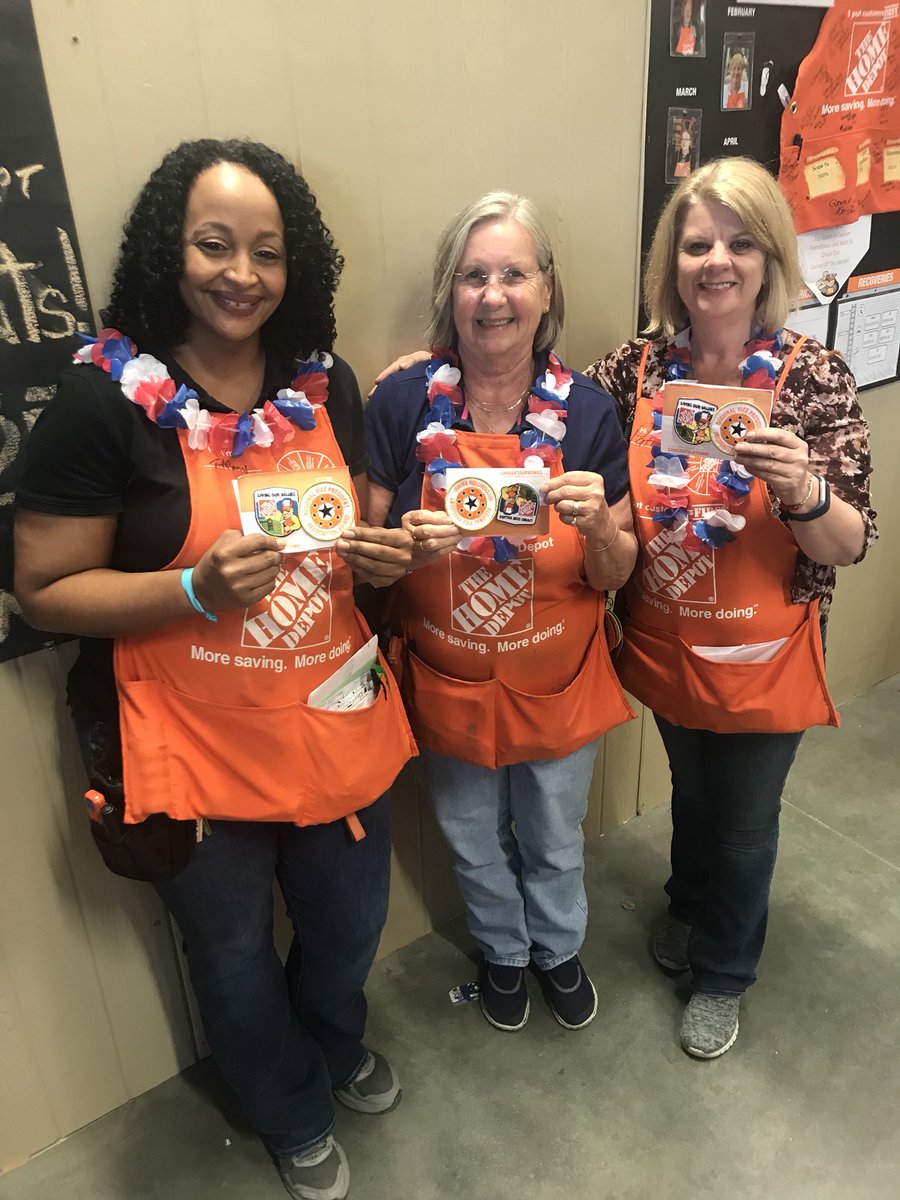 nyyroro's tweet photo. Third stop: Cape May, NJ with Kristin &amp; team 943! Congratulations to Tiffany-D29 DS/Mary-D31/Patti-ASDS for living our values consistently! Great job! #NJM #TrendingOrange @wilkie_cindy @ASMrich @travis__keller @ErinEvansTHD @RobG3HD @bthompson17 @JackieGiusti @TimDaley27 https://t.co/2bbSHsbSR8