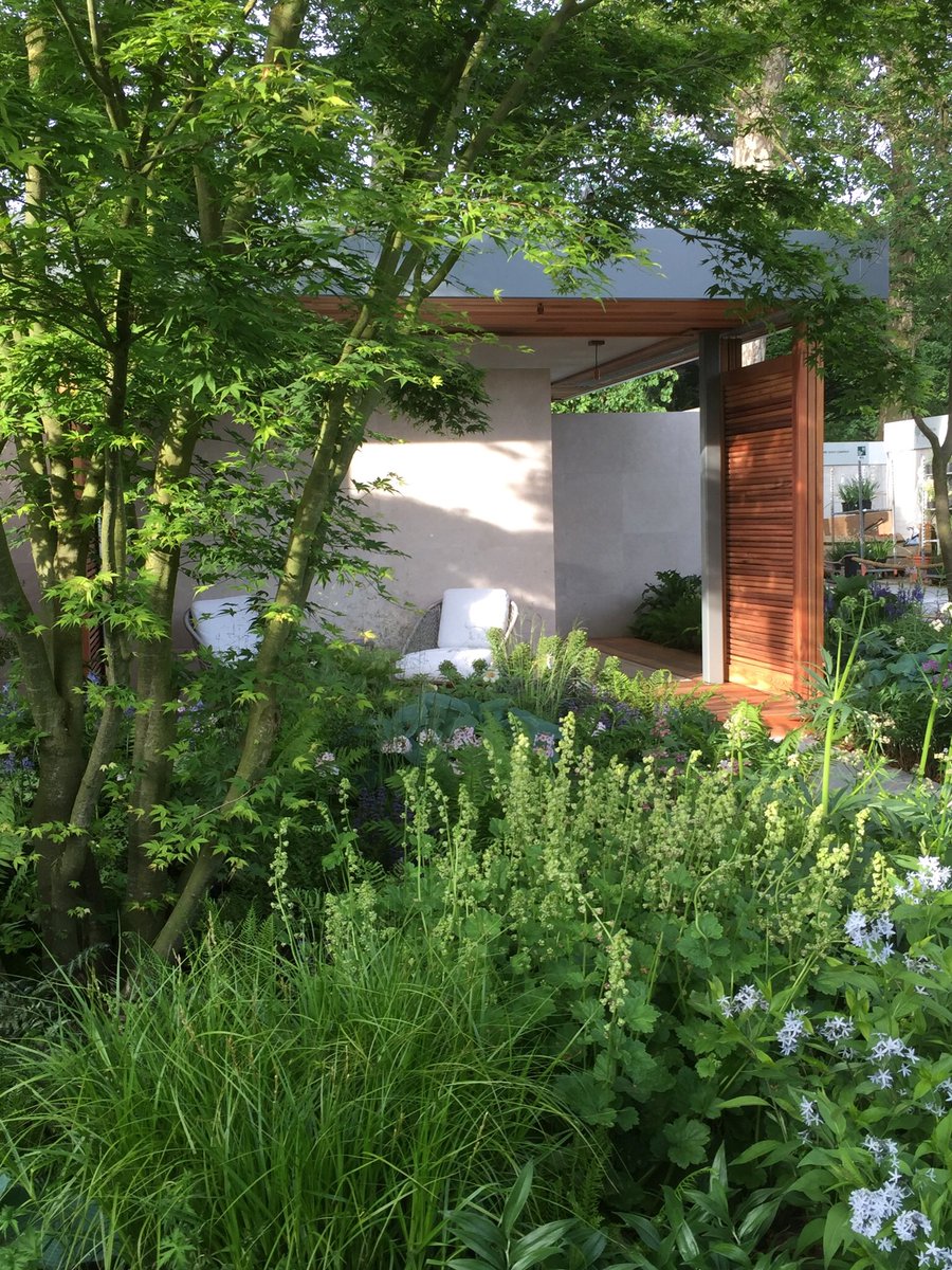 Hugely humbled by the talents of an an amazing team who delivered a beautiful garden at #RHSChelsea for  <a href="/MorganStanley/">Morgan Stanley</a> and <a href="/NSPCC/">NSPCC</a> - Gold &amp; Best in Show - thank you all.