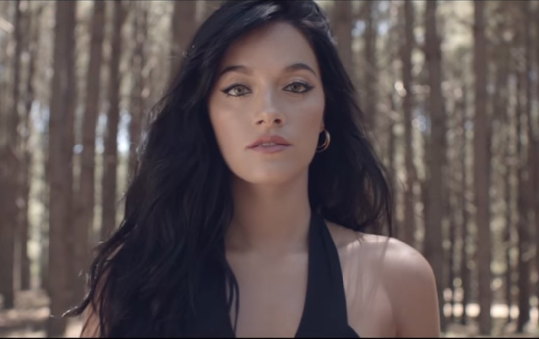 MTVSur's tweet photo. ¿Se ve re diosa @orisabatini en #StayOrRun? Se ve re diosa
#PurosBebosEnMTVHits https://t.co/945iVauBxZ