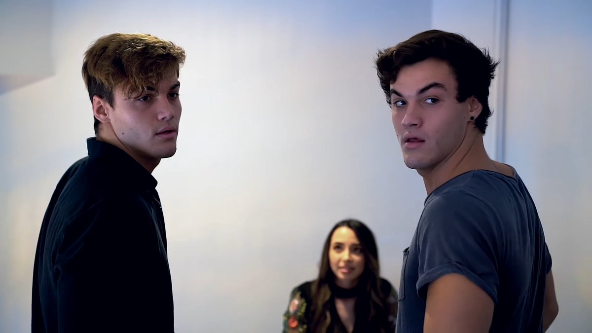 ItzJordynMarie's tweet photo. #DolanTwinsNewVideo #DolanMerrellCollab I... Am going.. to freaking... cry!! OMFG FINALLY!!!😍😍😍🙌🏾🙌🏾THIS VIDEO JUST MADE YOUTUBE HISTORY!!♥♥♥ I LOVE THIS VIDEO!! Totally rewatching this 2 more times!!😭😍👏🏾🙌🏾

https://t.co/ujEuMHqi9p https://t.co/YiCOS8nc3J