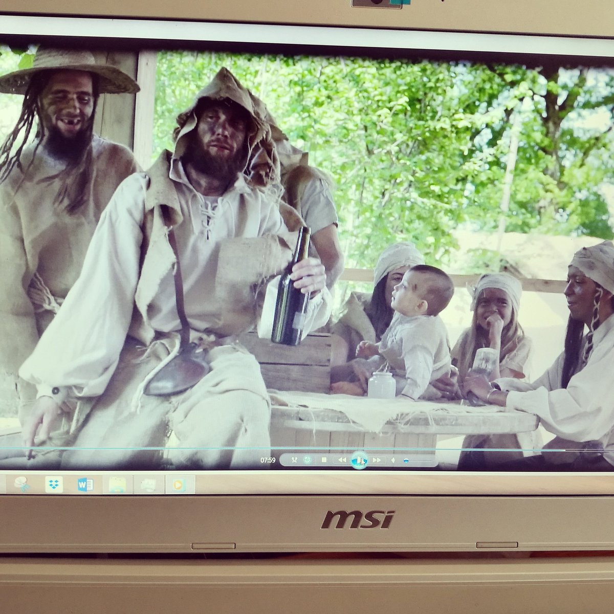 Exportation des Rushs du tournage Samedi pour le rappeur et ami Akecheta 🎬🎬🎬🎥