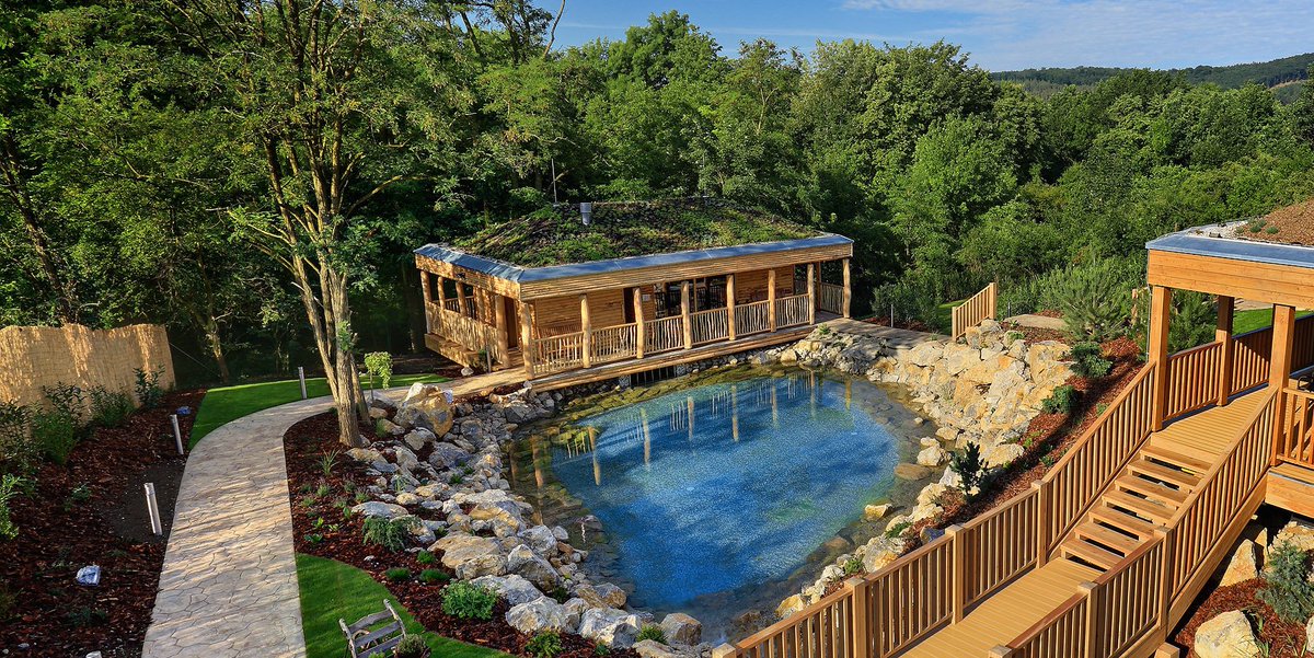 Morgause777's tweet photo. My body kept hurting from the Saturday show so I have decided to visit the #InfinitMaximus #spa and #wellness resort in #Brno, #CzechRepublic. What a great, relaxing evening! I really need to go there more often. π€
The photo is from the resort's official website. https://t.co/uAtgbqCWUL