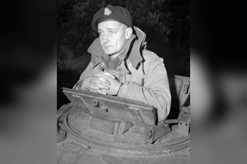 3CdnDiv3DivCA's tweet photo. Saskatchewan man’s Victoria Cross finds permanent home in Ottawa #DavidCurrie #NorthSaskatchewanRegiment https://t.co/BhQoOy08XV https://t.co/p0E30raLIW
