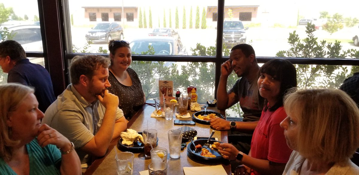 AspasiaAngelou's tweet photo. John Marshall End-of-Year staff social! Wishing all our Bears &amp; LadyBears a great commencement &amp; summer! #JMFam #BeTheChange #ProudPrincipal @jmbearsokc @OKCPS @WmStubbs https://t.co/sQ8QdL7ol3