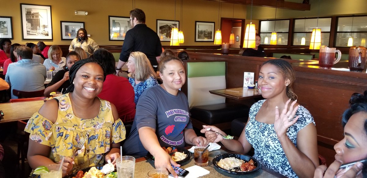 AspasiaAngelou's tweet photo. John Marshall End-of-Year staff social! Wishing all our Bears &amp; LadyBears a great commencement &amp; summer! #JMFam #BeTheChange #ProudPrincipal @jmbearsokc @OKCPS @WmStubbs https://t.co/sQ8QdL7ol3