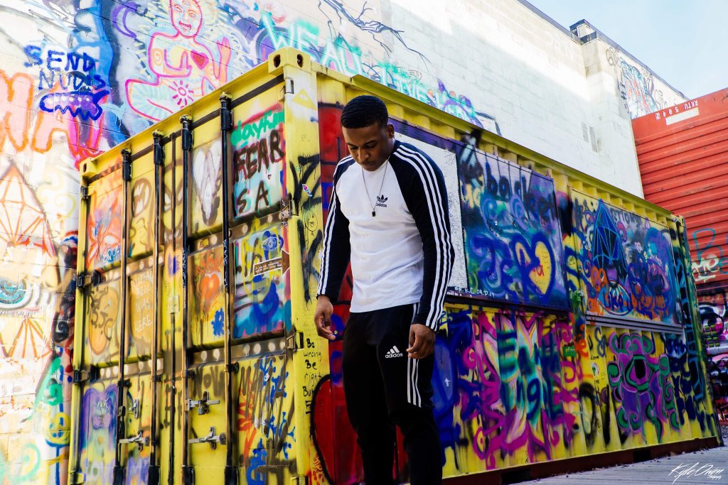 TrappHomieMob's tweet photo. Follow on #Instagram #Spotify #Youtube 🔥

Delobe 
https://t.co/7bwZdxoJ8A

#Trapphomiemob #DELOBE #BABYFOODWITHFRIENDS #wshh #hiphop #newmusic #youtube #rapper #complex #model #beats #trending #entrepreneur #adidas #photography #unsignedartist #YouTuber #applemusic #Spotify https://t.co/GIEciOUF63