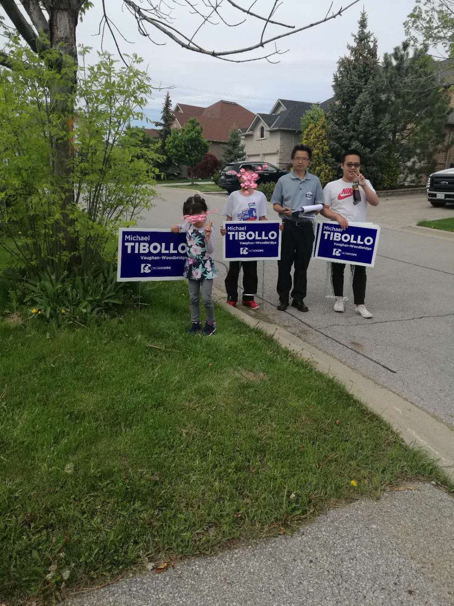 #AOCCinAction #VaughanWoodbridge  On Victoria Day, the 9 adults 3 kids group totally got 345 votes for #PCPO. Team was  exhausted , but very proud of the gain today. Team shared a little tip: In a traditional red area, volunteers need more patience, could start from small talk.