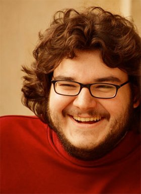 OTonArt's tweet photo. #Berlin #Theater #Kino #Film Do 24. Mai, 19.30 Regisseur + Schauspieler Axel Ranisch ( #Tatort, #Zorn ) liest aus seinem Roman "Nackt überBerlin". Angezogen ! Bei uns ists schattig und mit gekühlten Getränken :-) #Vorverkauf: https://t.co/GI6SddjZlw  &amp; 030-37447812 https://t.co/9GVS31Jql9