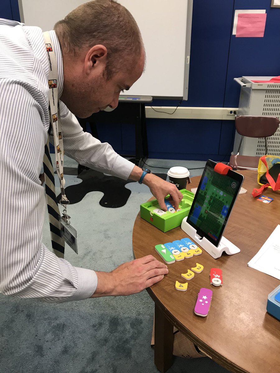 MsCStratton's tweet photo. PL Showcase @SyracuseSchools @PlayOsmo #PLShowcase #SyraFuse #ForTeachersByTeachers @Bellevue_El https://t.co/NAxeVmkH2r