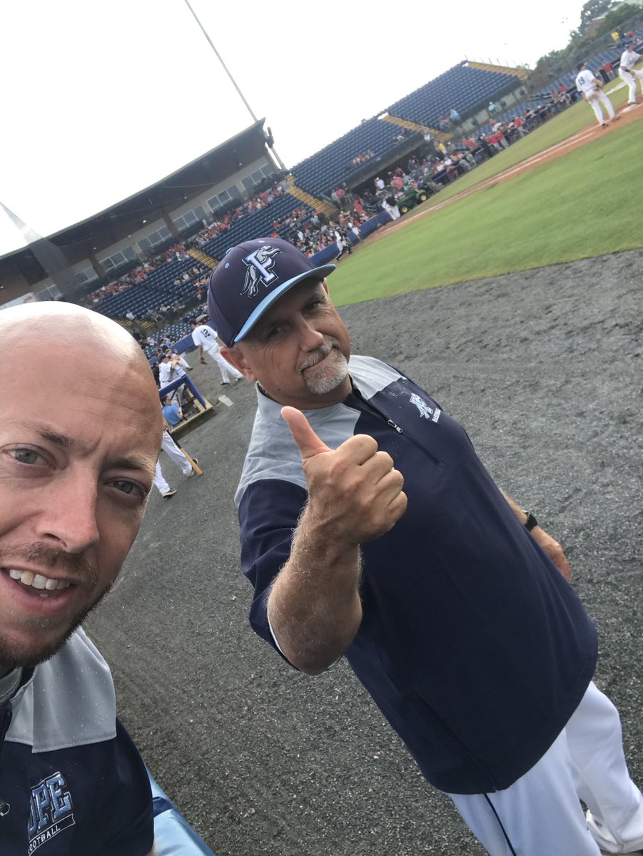 CoachJ_Pope's tweet photo. The Silver Fox is quickly becoming a regular in Rome this time of year!  Rain delay is over and we look ready! 💪 #whynotpope #greyhoundnation #gdn #ringszn #statechampionship @rowdawg18 @PopeAthletics https://t.co/3DHUFIwTEd