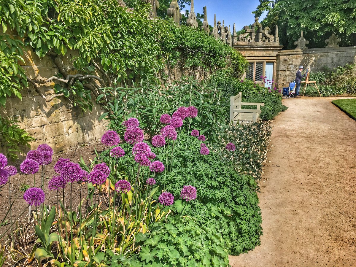 DanniBPhoto's tweet photo. A truly excellent day. Tired but happy. #birthdaygirl #HardwickHall #MatlockBath https://t.co/S0JUkxLUju