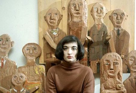 Happy birthday to another great female artist, Marisol Escobar! The amazing Surrealist Sculptor. 